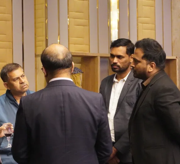 Business leaders networking at SAP Business Unleashed event